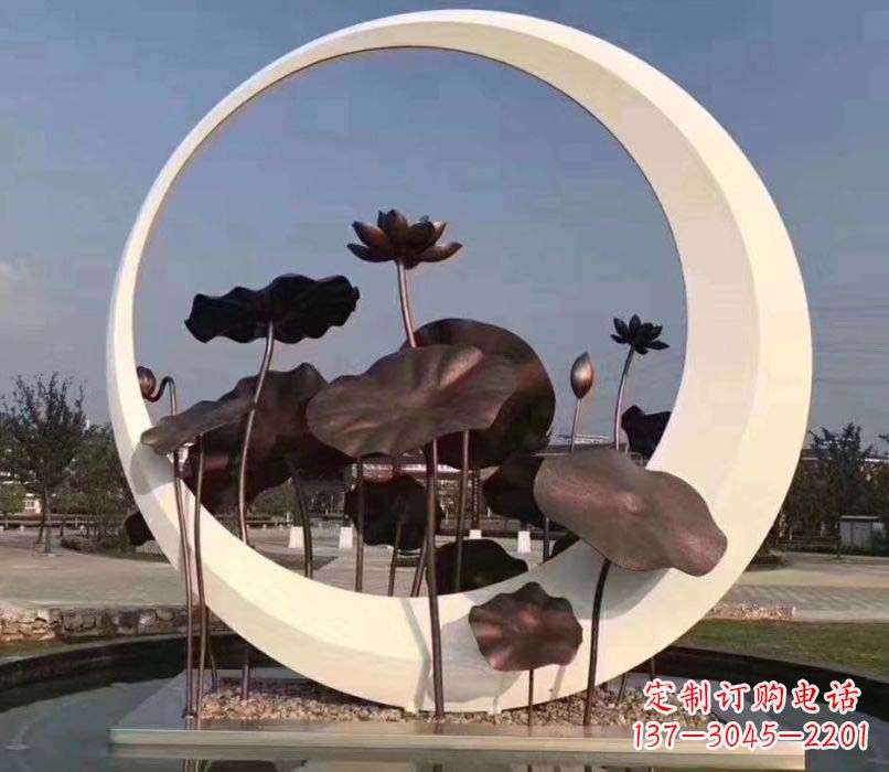 烟台环绕荷香不锈钢圆环雕塑