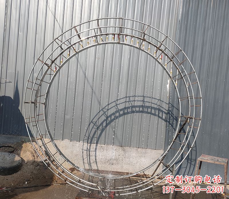 烟台圆环的美——不锈钢景观雕塑