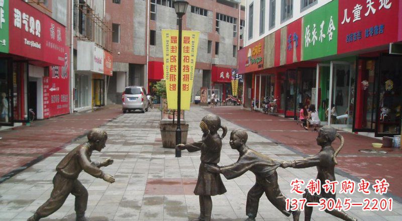 烟台老鹰猎食雕塑