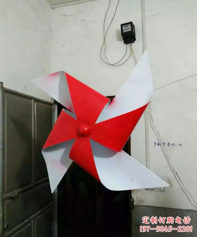 烟台彩色不锈钢风车雕塑