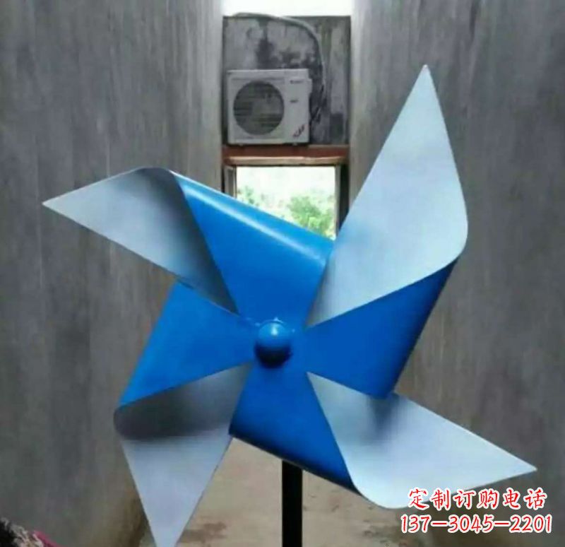 烟台彩色小区不锈钢风车雕塑