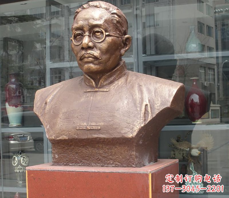 烟台蔡元培雕塑传承睿智的象征