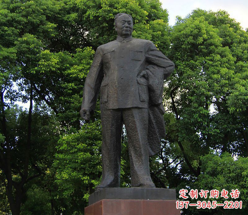 烟台陈毅元帅铜雕荣耀中国历史的传承