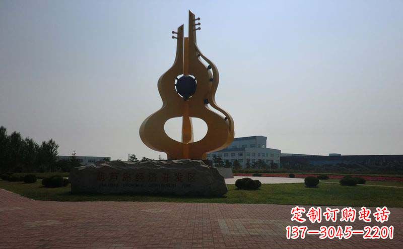 烟台城市的不锈钢葫芦雕塑