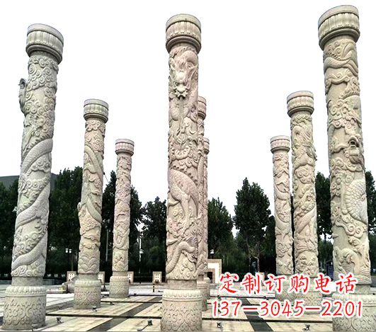 烟台精美龙柱雕塑,点缀城市广场