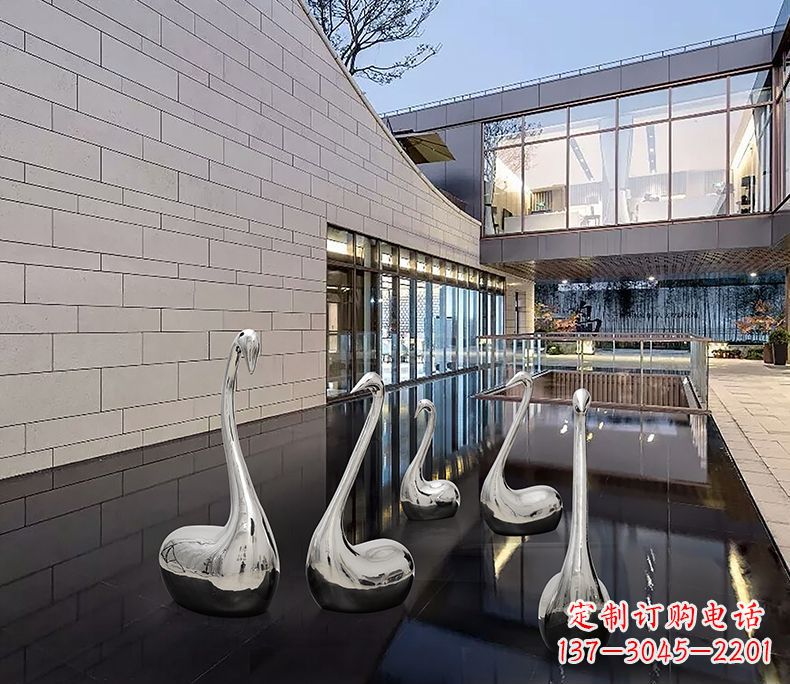 烟台质朴无华的不锈钢天鹅雕塑
