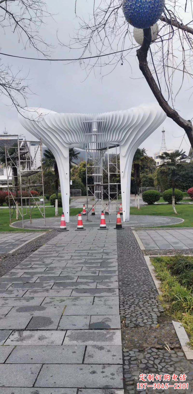 烟台抽象拱门不锈钢雕塑