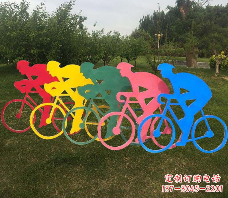 烟台自行车雕塑——展现公园美丽