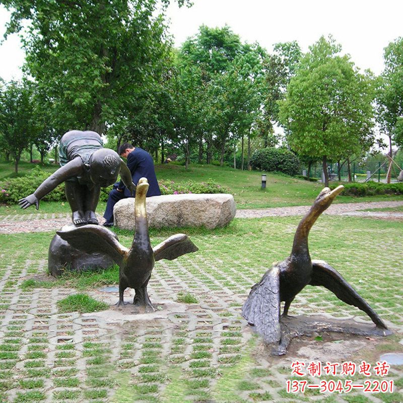 烟台纯铜天鹅雕塑精美的艺术品