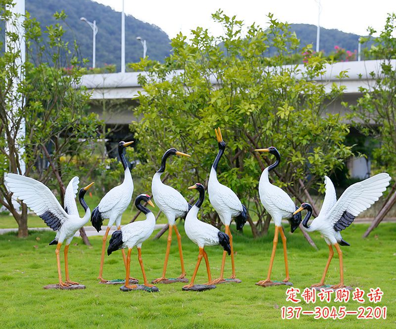 烟台仙鹤雕塑传承中国文化精髓