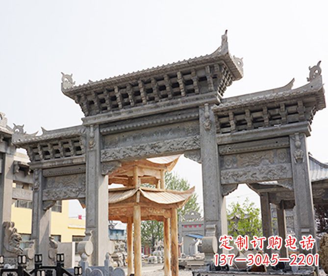 烟台村庄大理石三门牌坊石雕