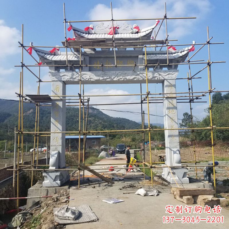 烟台村庄石牌坊雕塑传承民间文化