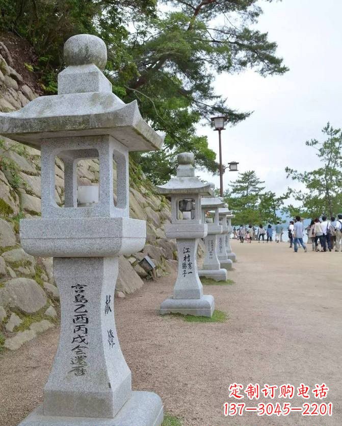 烟台精美古典大理石宫灯雕塑