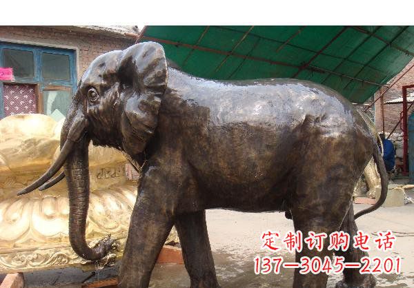 烟台大象公园动物铜雕