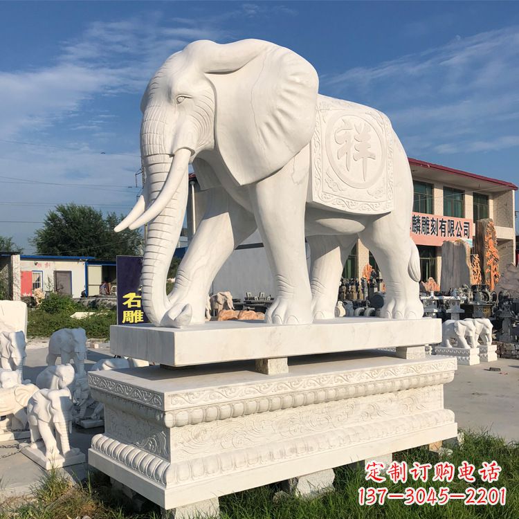 烟台大象岩石雕塑