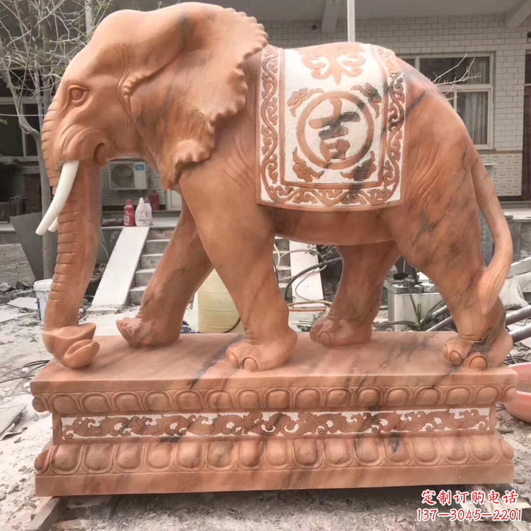 烟台大象柱子石雕景区