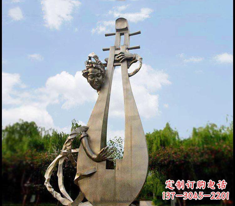 烟台大型弹琵琶的抽象人物铜雕