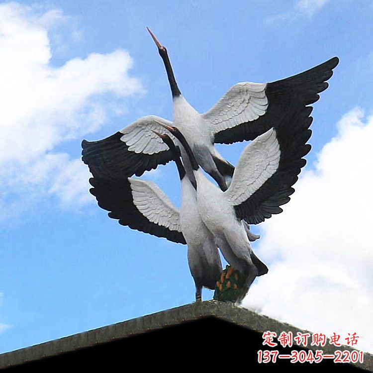 烟台仙鹤玻璃钢景观动物雕塑