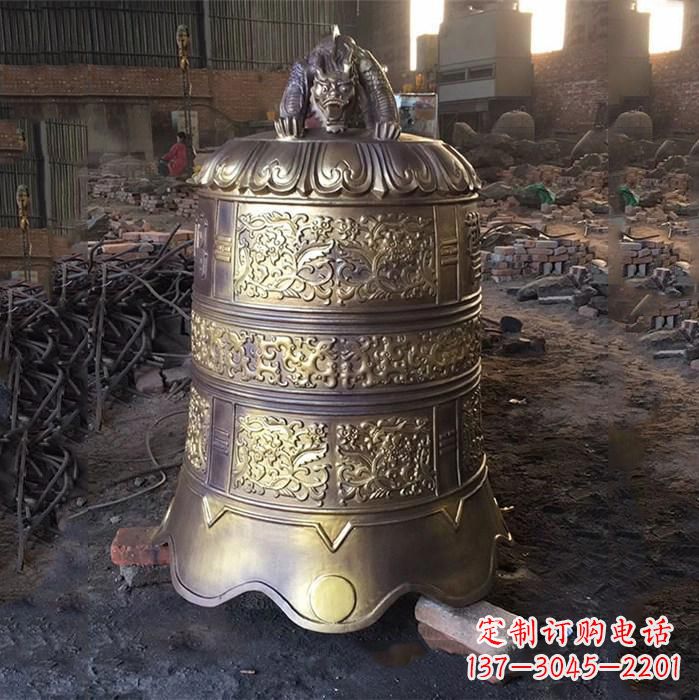 烟台悠久历史的铜钟雕塑——传承无声的魅力