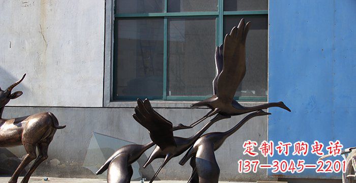 烟台大雁飞翔铸铜动物铜雕