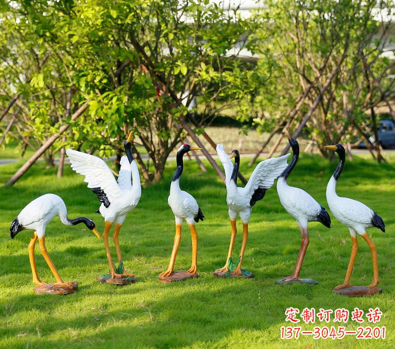 烟台丹顶鹤抽象雕塑