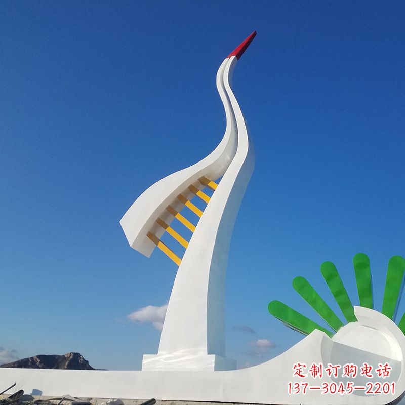 烟台珍贵雅致的丹顶鹤雕塑