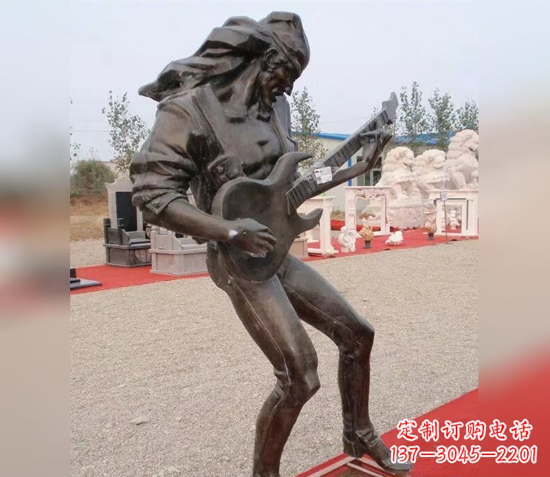 烟台弹吉他广场小品人物铜雕