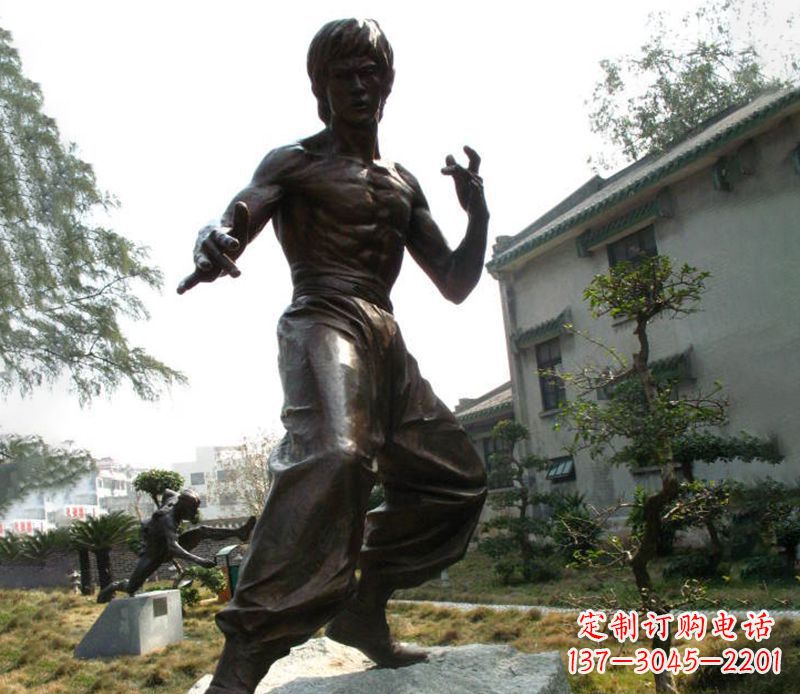 烟台传奇人物李小龙铜雕