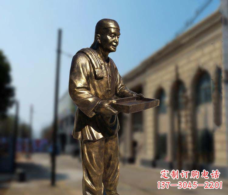 烟台古典神秘的店小二人物铜雕