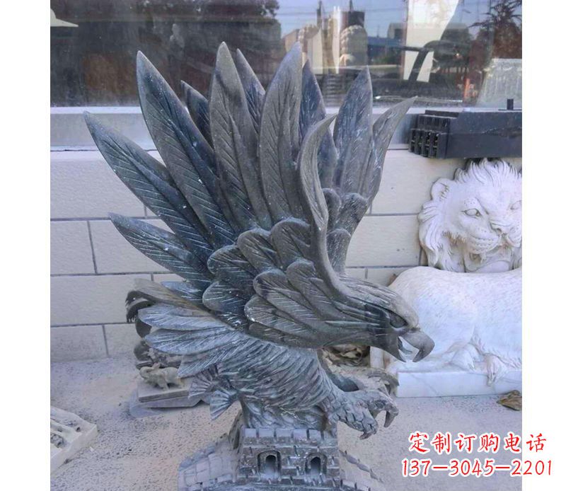 烟台动物雄鹰石雕