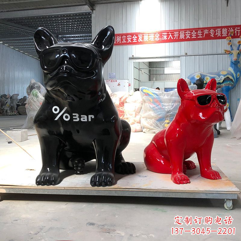 烟台精致可爱的不锈钢斗牛犬雕塑
