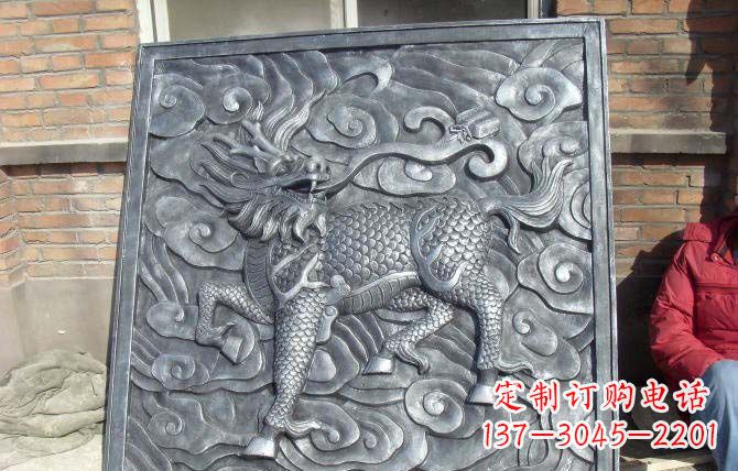 烟台锻铜麒麟浮雕