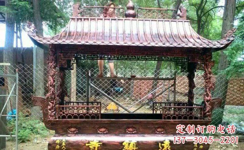 烟台方形寺庙香炉铜雕塑