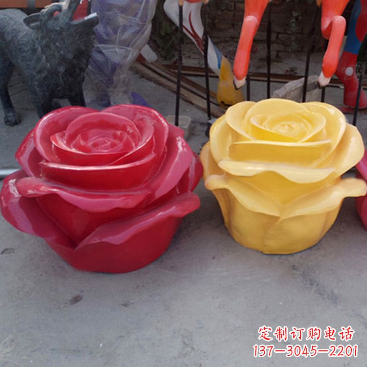 烟台精美仿真玻璃钢玫瑰雕塑