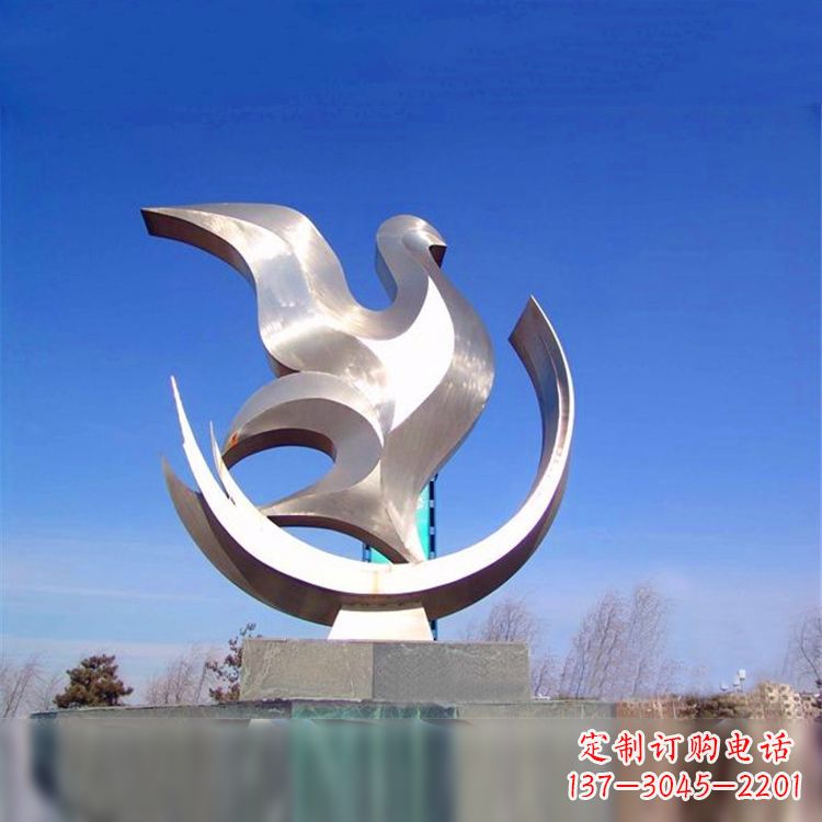 烟台贴近自然的精美鸽子雕像