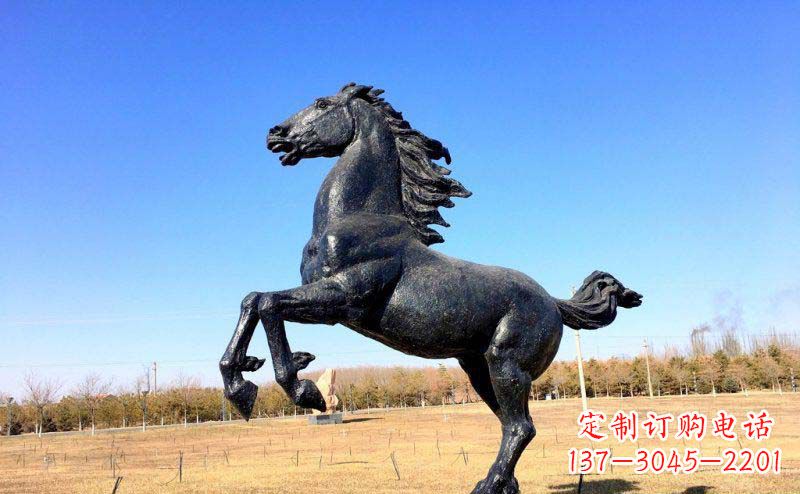 烟台公园奔马动物铜雕 (2)