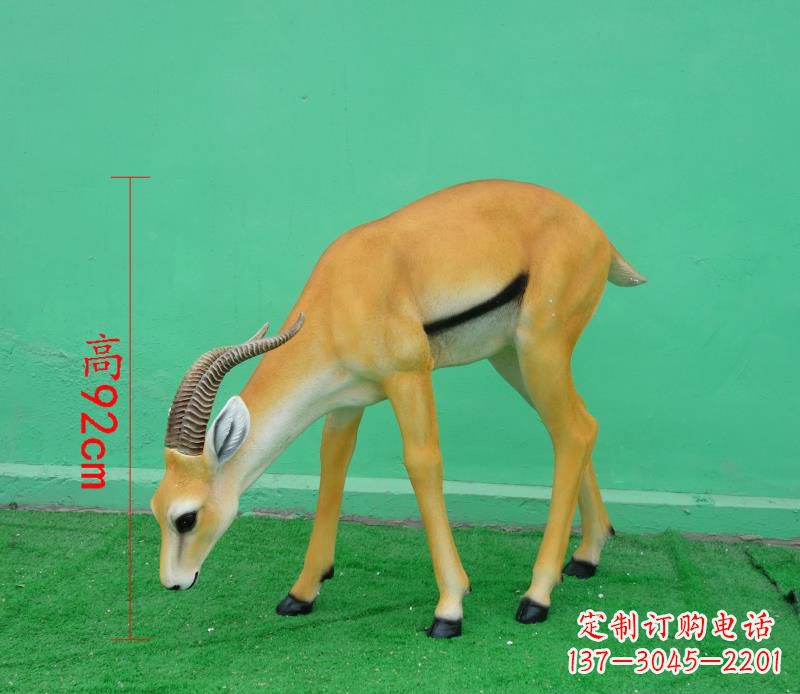 烟台玻璃钢仿真羚羊雕塑