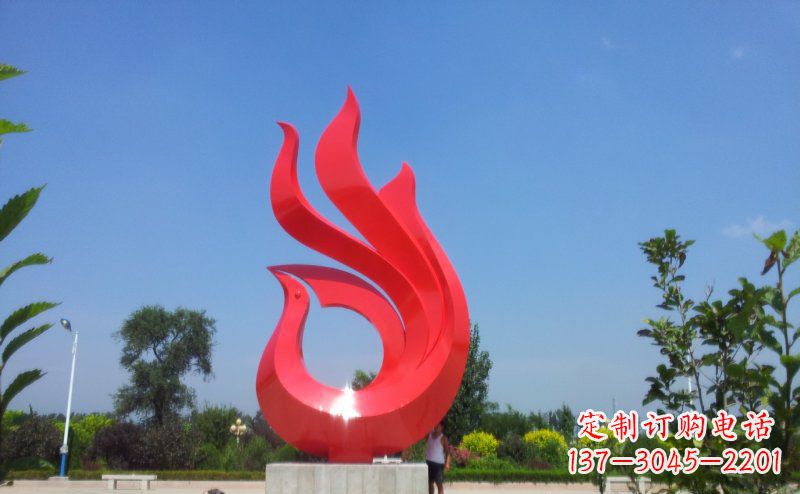 烟台艺术荟萃的凤凰雕塑