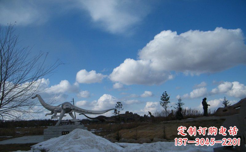 烟台超大不锈钢动物恐龙雕塑