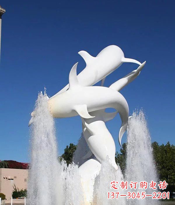 烟台完美纪念,精致的不锈钢海豚雕塑
