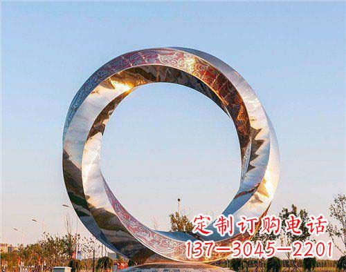 烟台精美的不锈钢圆环景观雕塑