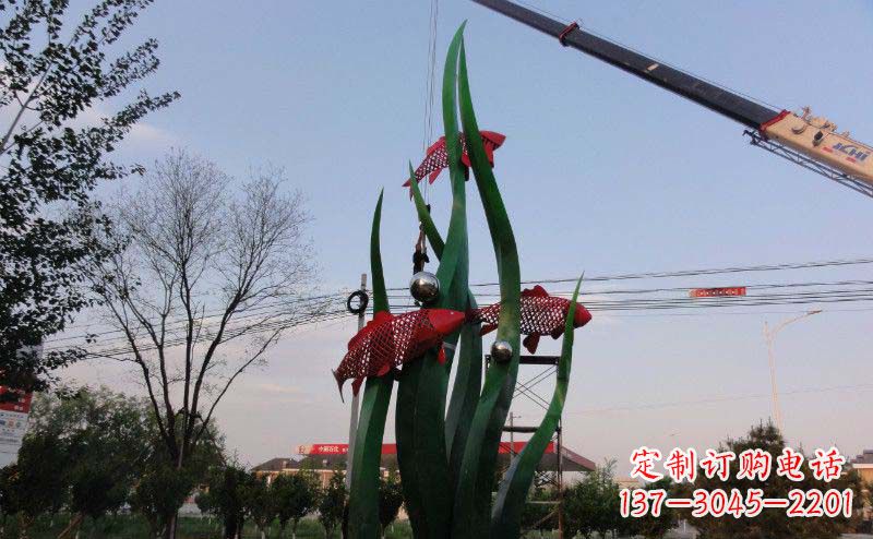 烟台欧洲风格鲤鱼不锈钢雕塑