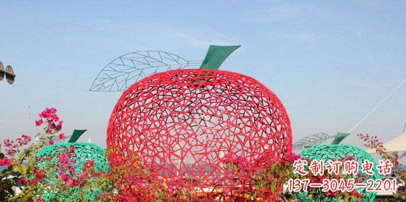 烟台高品质镂空不锈钢苹果雕塑