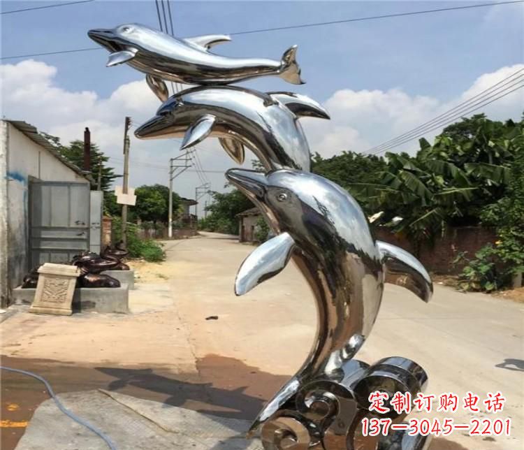 烟台冲浪海豚不锈钢雕塑