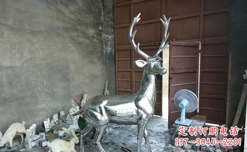 烟台艺术精美的不锈钢鹿装置雕塑