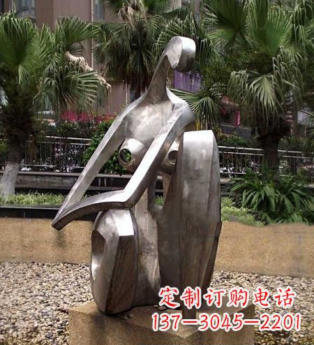 烟台现代艺术风格的不锈钢女人雕塑
