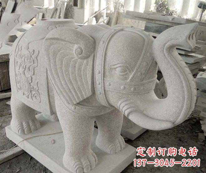 烟台令人惊叹的大象石雕
