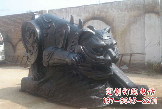 烟台公园动物铜雕老虎