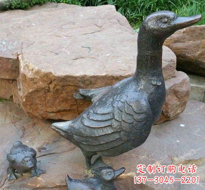 烟台动物雕塑——精致铜质鸭子雕塑
