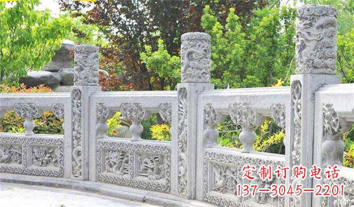 烟台公园仿古石栏板雕塑